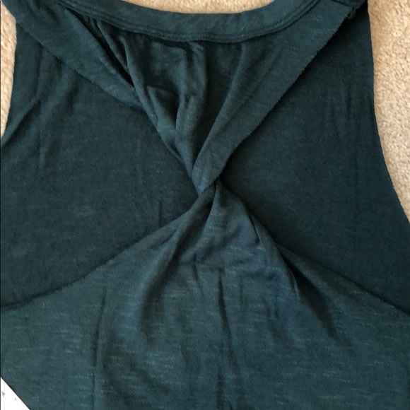 BNWT Whisper Twisted Back Tank Top - Picture 7 of 8